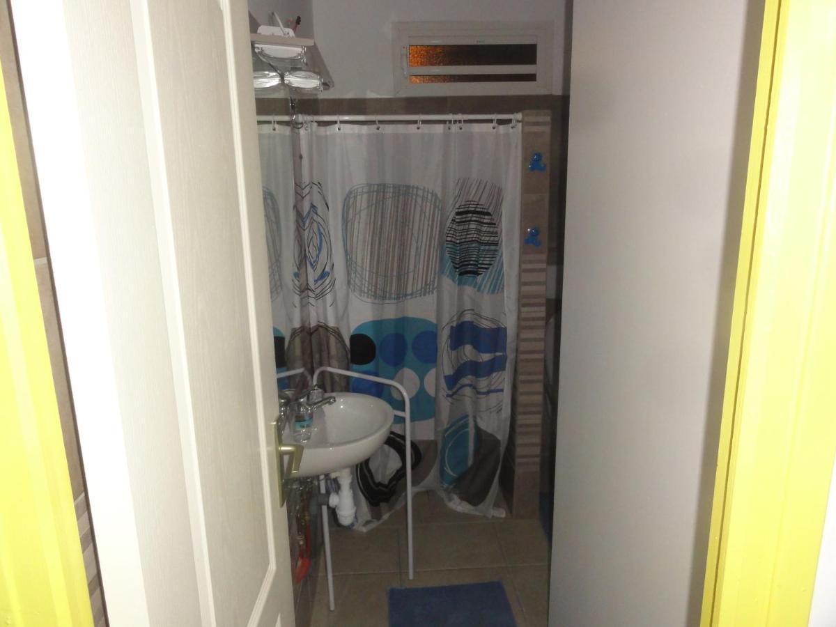 Hibiscus Apartment Rivière-Pilote Екстериор снимка