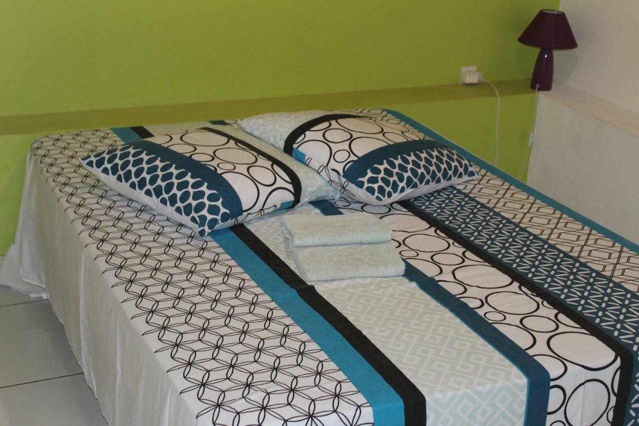 Hibiscus Apartment Rivière-Pilote Екстериор снимка